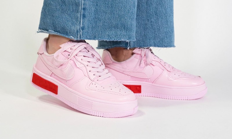 Nike shop foam pink